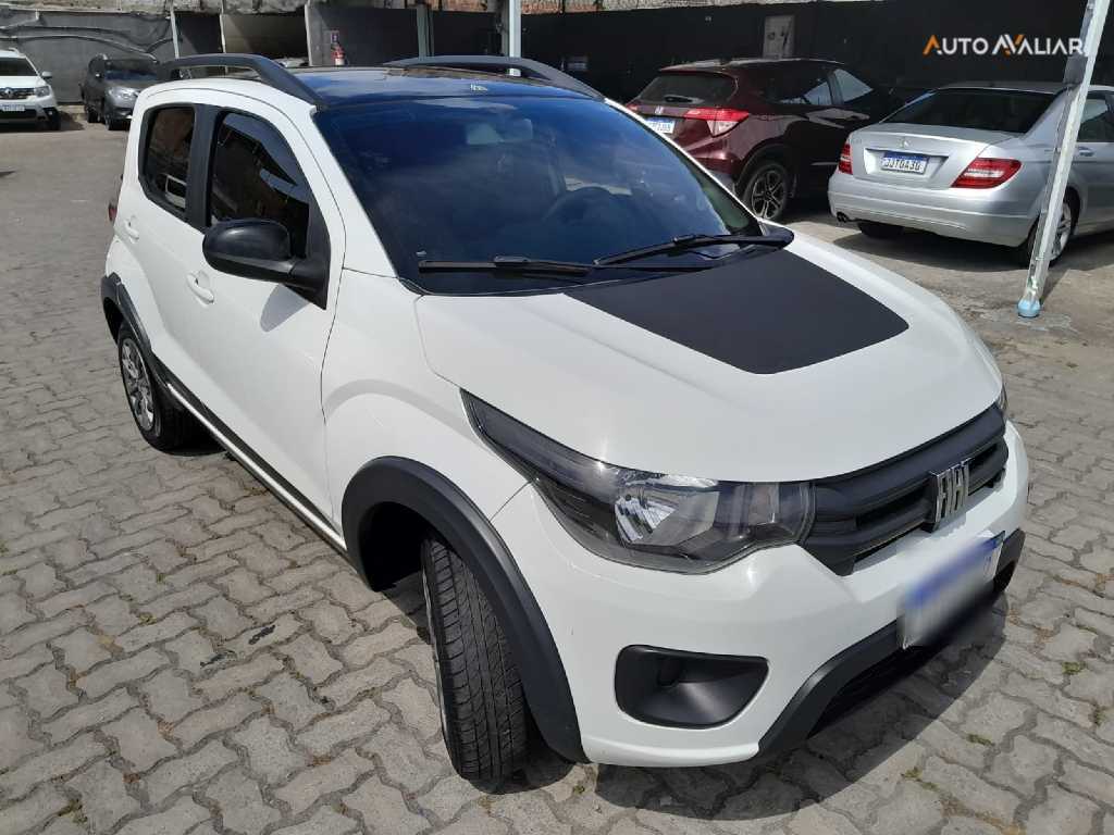 FIAT MOBI 1.0 EVO FLEX TREKKING MANUAL