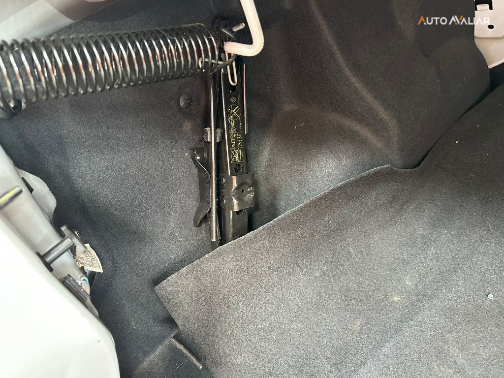 RENAULT LOGAN 1.0  12V SCE FLEX ZEN MANUAL