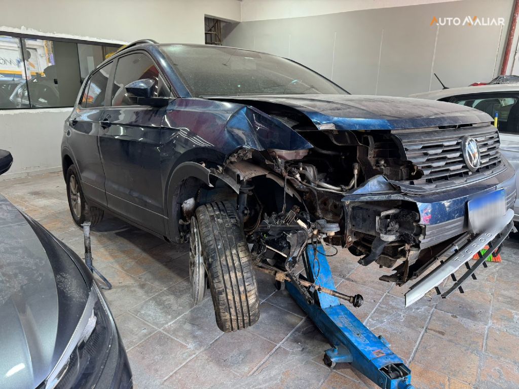 VOLKSWAGEN T-CROSS 1.0 200 TSI TOTAL FLEX AUTOMÁTICO