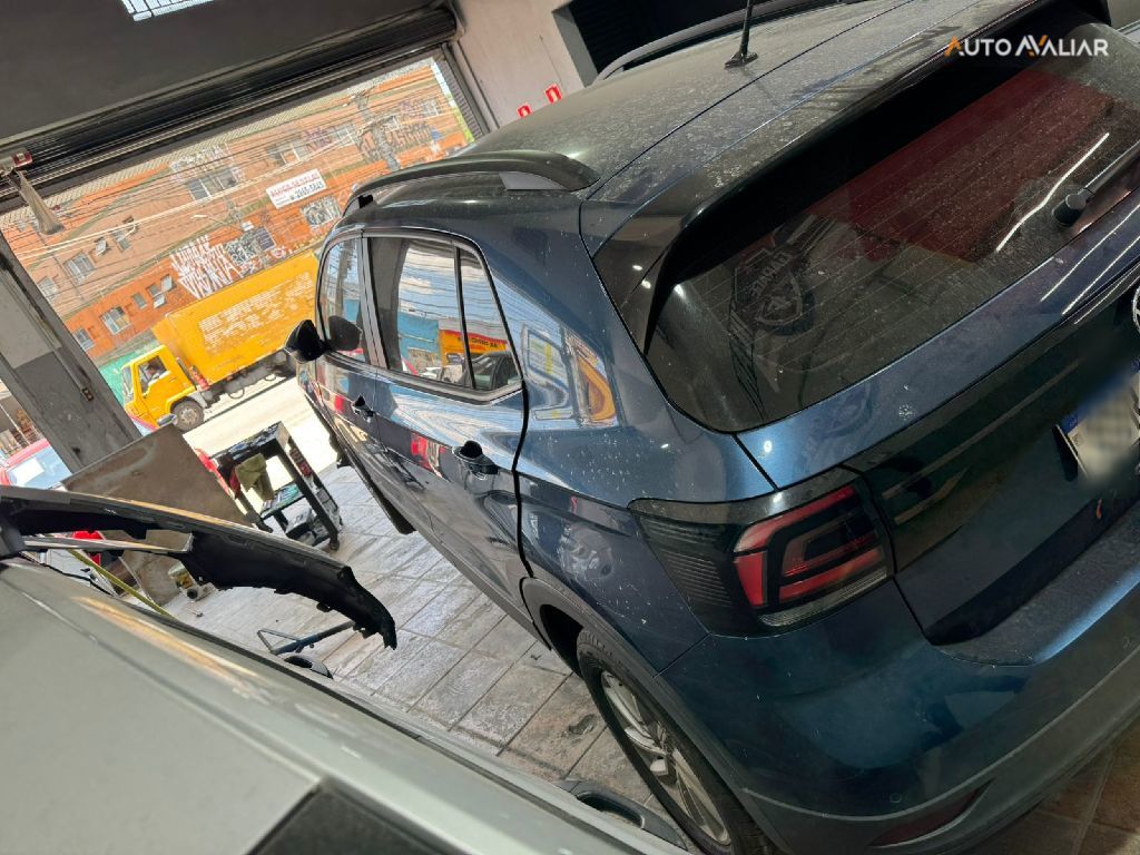 VOLKSWAGEN T-CROSS 1.0 200 TSI TOTAL FLEX AUTOM&Aacute;TICO