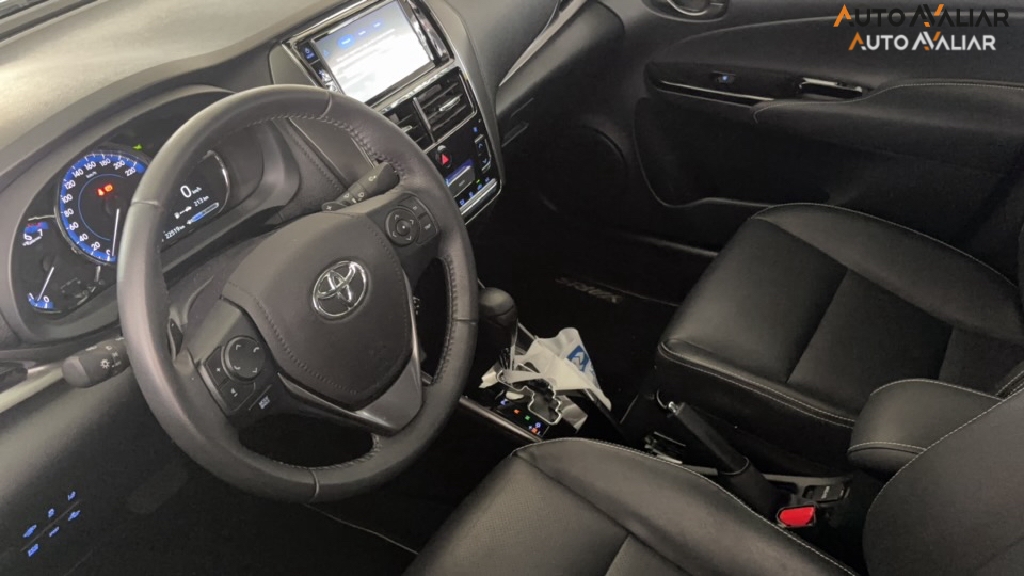 TOYOTA YARIS 1.5 16V FLEX SEDAN XLS MULTIDRIVE