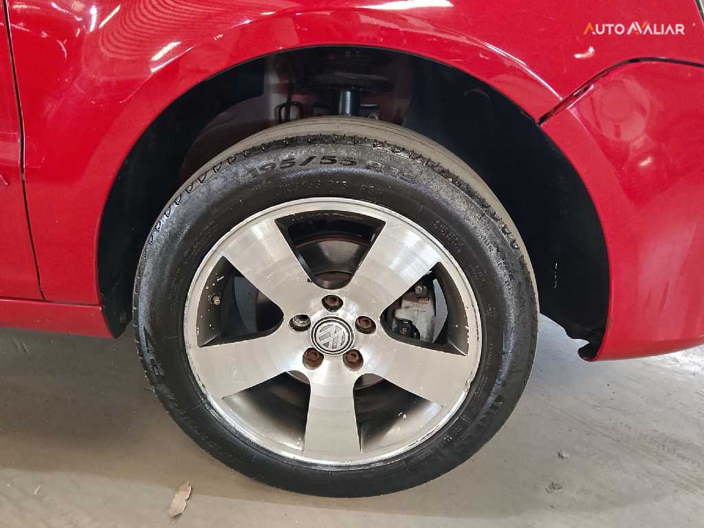 VOLKSWAGEN FOX 1.6 MI 8V FLEX 4P MANUAL