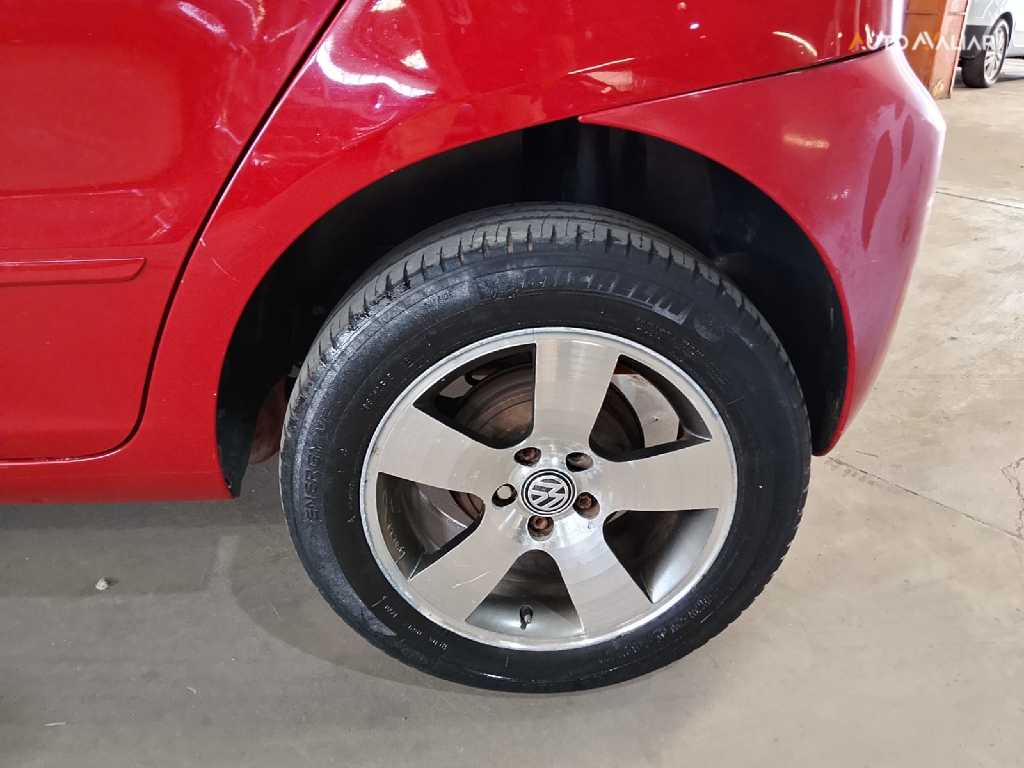 VOLKSWAGEN FOX 1.6 MI 8V FLEX 4P MANUAL