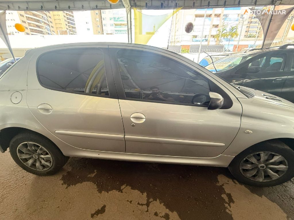 PEUGEOT 207 1.4 XR 8V FLEX 4P MANUAL