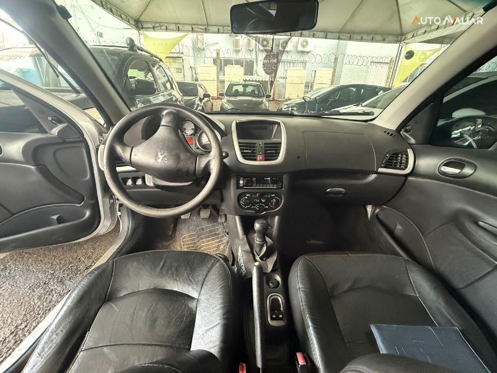 PEUGEOT 207 1.4 XR 8V FLEX 4P MANUAL