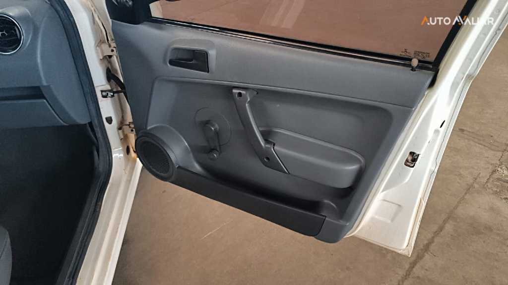 VOLKSWAGEN GOL 1.0 MI 8V FLEX 4P MANUAL G.IV