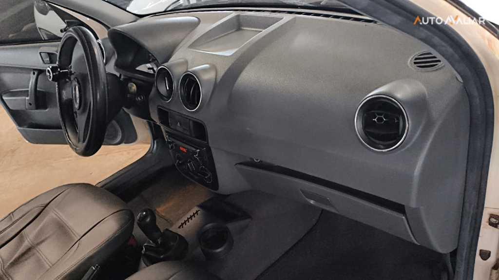 VOLKSWAGEN GOL 1.0 MI 8V FLEX 4P MANUAL G.IV