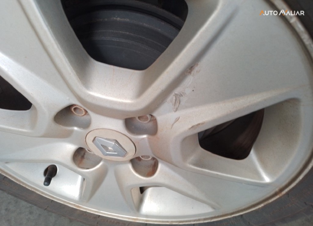 RENAULT SANDERO 1.6 DYNAMIQUE 8V FLEX 4P AUTOMATIZADO