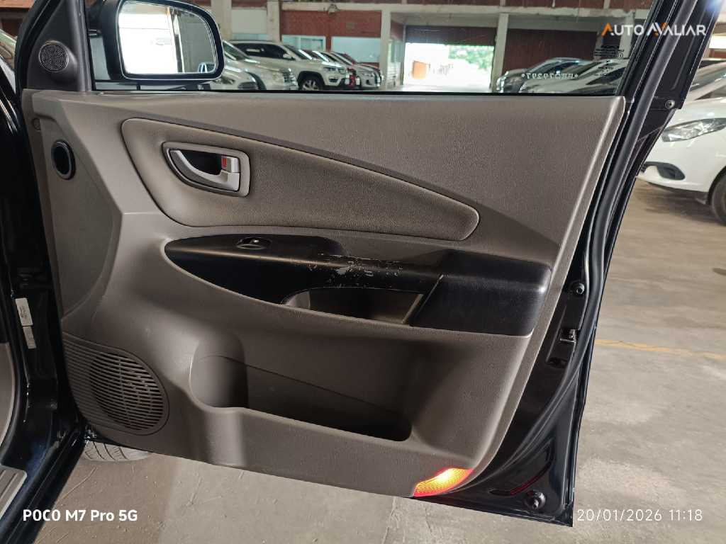 HYUNDAI TUCSON 2.0 MPFI GLS 16V 143CV 2WD FLEX 4P AUTOMATICO