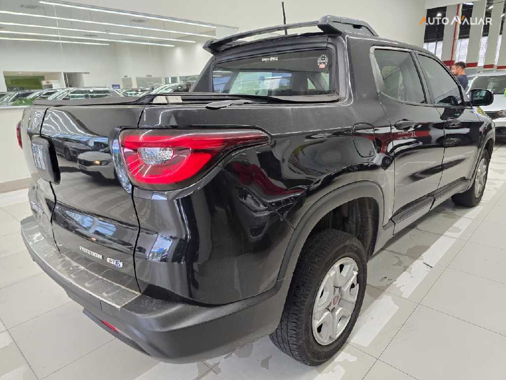 FIAT TORO 1.8 16V EVO FLEX FREEDOM AUTOMATICO