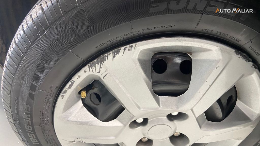 CHEVROLET ONIX 1.4 MPFI LT 8V FLEX 4P MANUAL