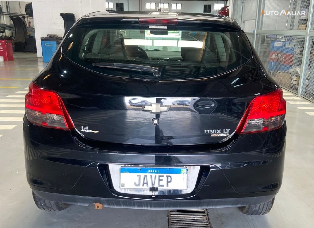 CHEVROLET ONIX 1.4 MPFI LT 8V FLEX 4P MANUAL