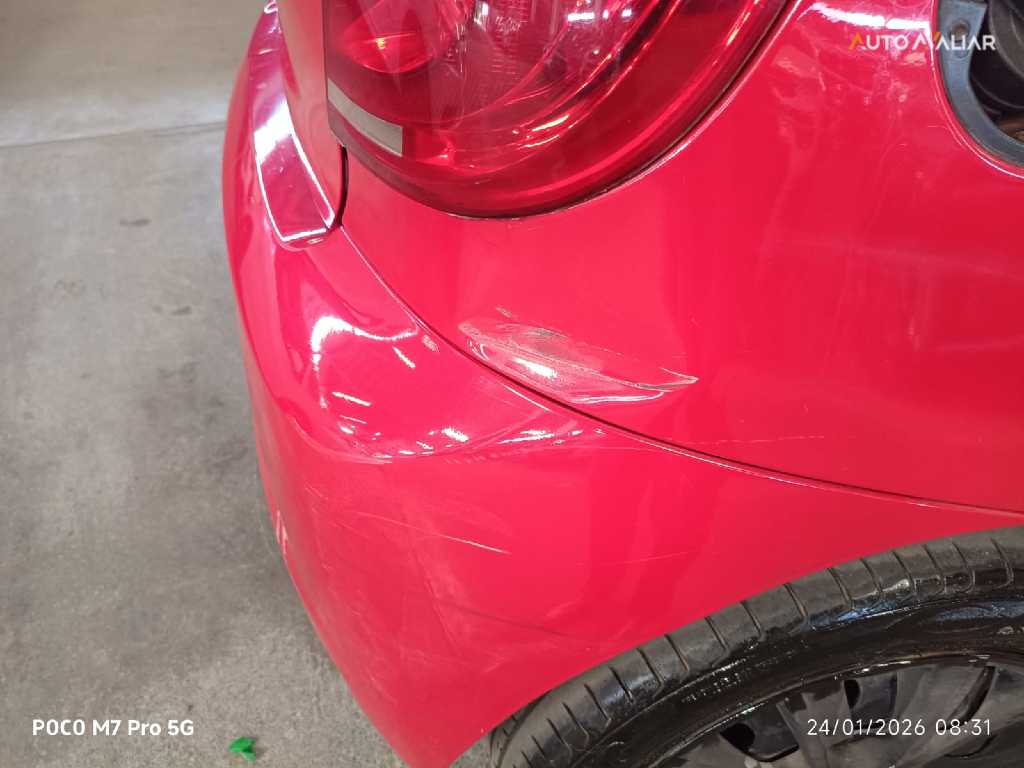 VOLKSWAGEN FOX 1.0 MI 8V FLEX 4P MANUAL