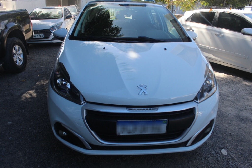 PEUGEOT 208 1.2 ALLURE 12V FLEX 4P MANUAL