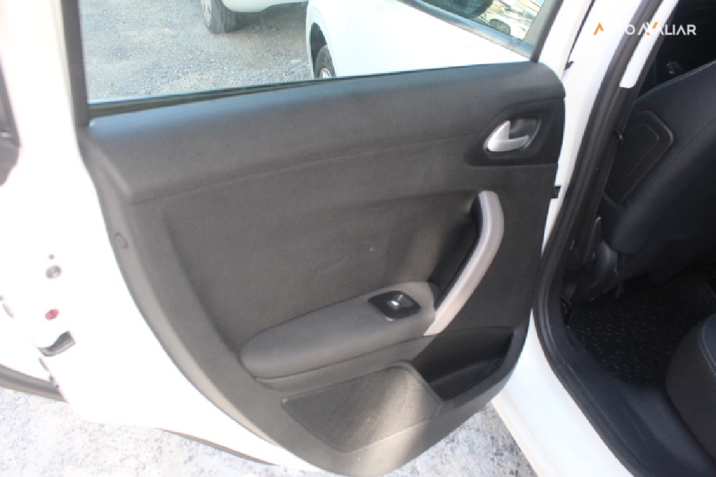 PEUGEOT 208 1.2 ALLURE 12V FLEX 4P MANUAL