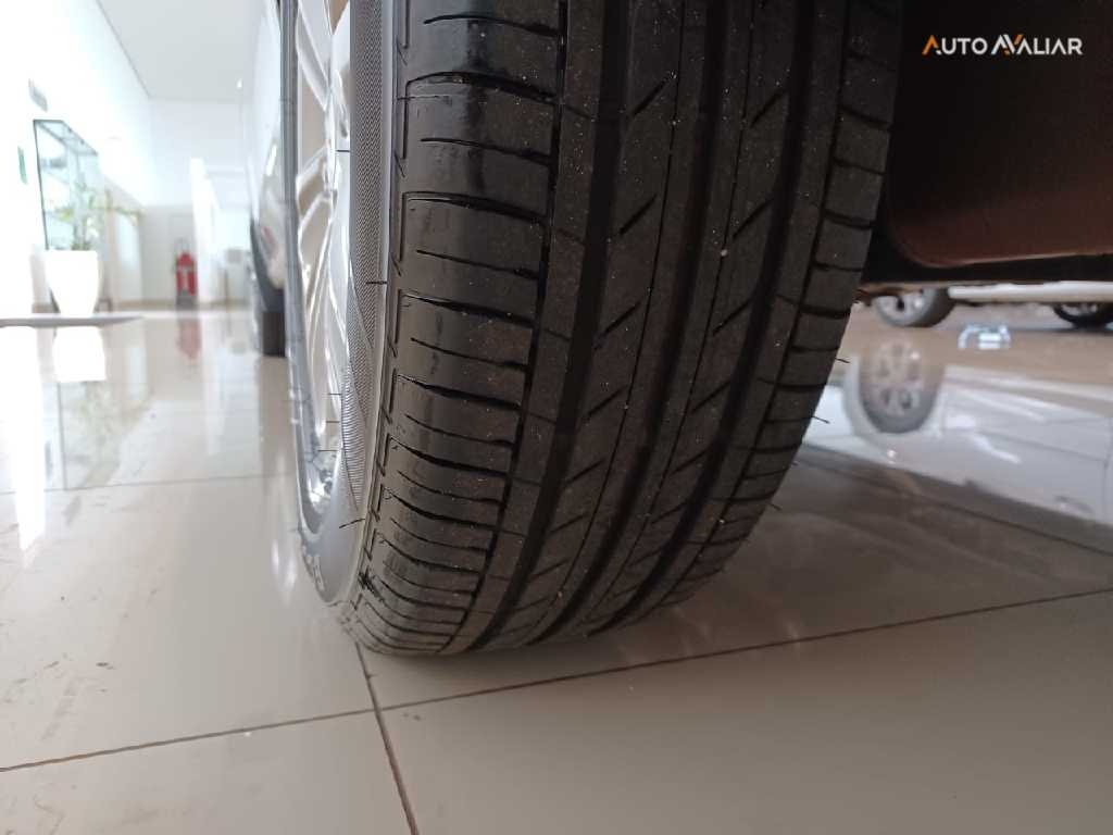 CHEVROLET SPIN 1.8 LT 8V FLEX 4P AUTOMATICO