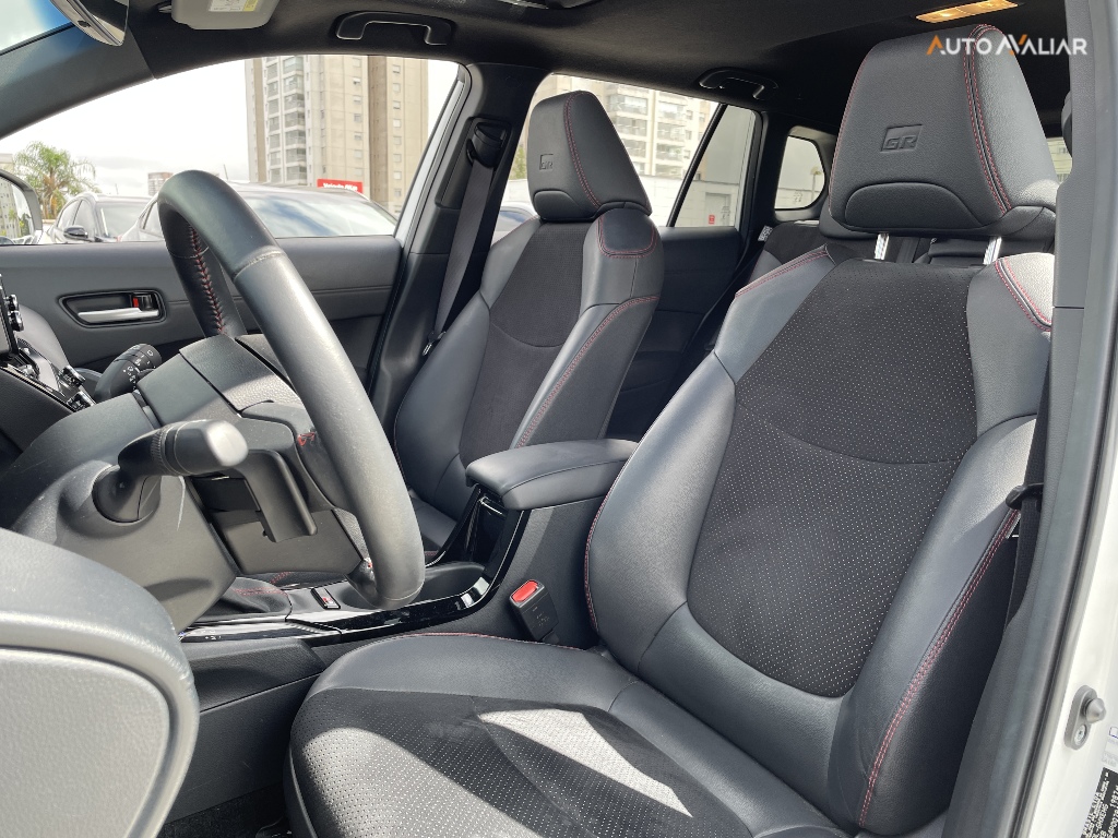 TOYOTA COROLLA CROSS 2.0 VVT-IE FLEX GR-SPORT DIRECT SHIFT