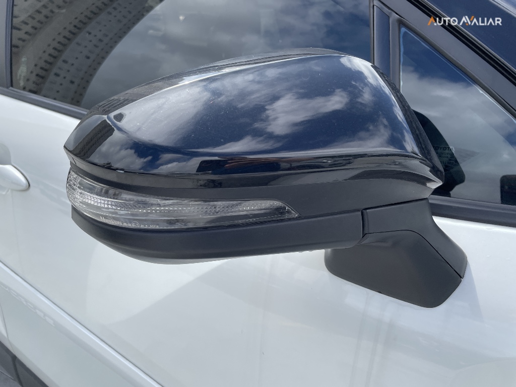 TOYOTA COROLLA CROSS 2.0 VVT-IE FLEX GR-SPORT DIRECT SHIFT