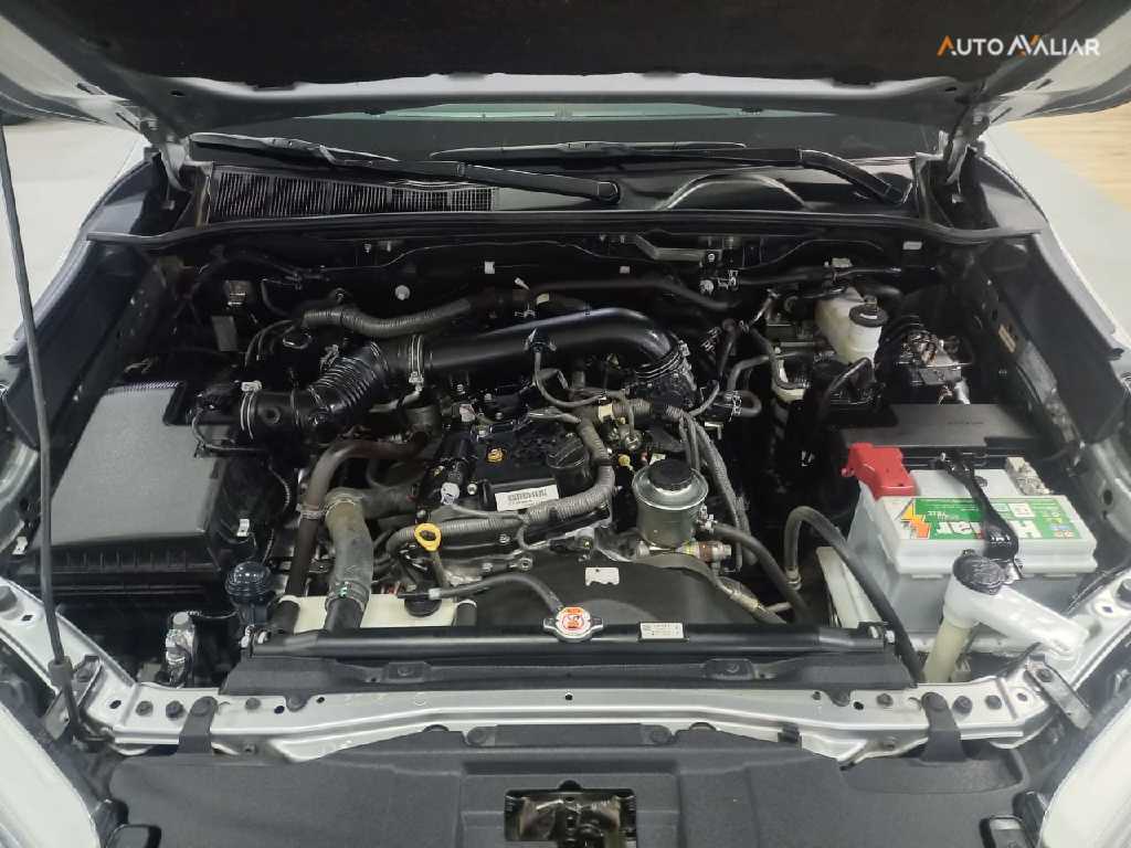 TOYOTA HILUX 2.7 SRV 4X2 CD 16V FLEX 4P AUTOMATICO