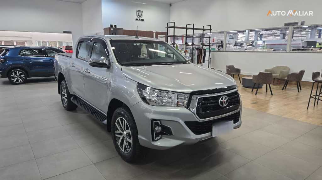 TOYOTA HILUX 2.7 SRV 4X2 CD 16V FLEX 4P AUTOMATICO