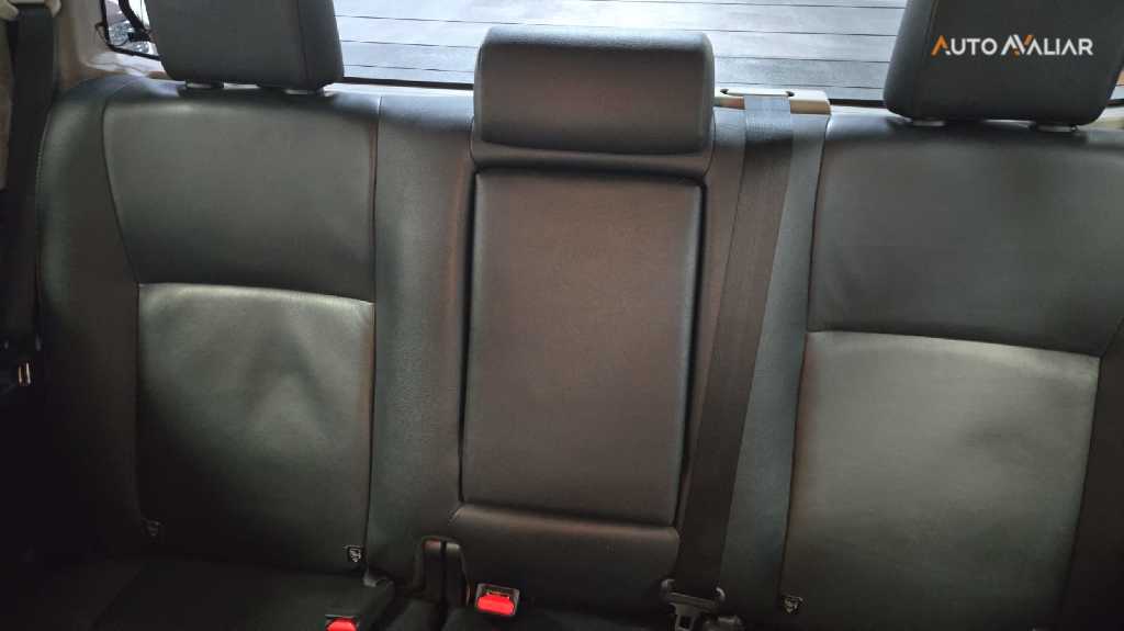 TOYOTA HILUX 2.7 SRV 4X2 CD 16V FLEX 4P AUTOMATICO