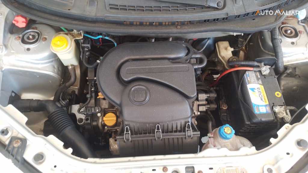 FIAT UNO 1.0 EVO VIVACE 8V FLEX 4P MANUAL