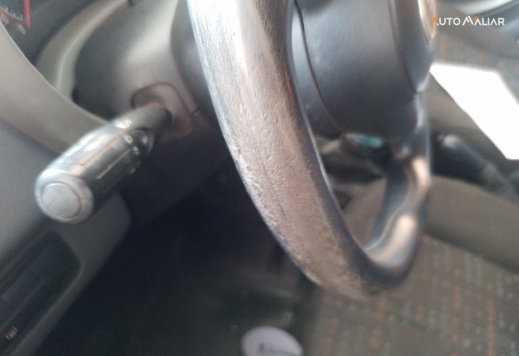 FIAT UNO 1.0 EVO VIVACE 8V FLEX 4P MANUAL