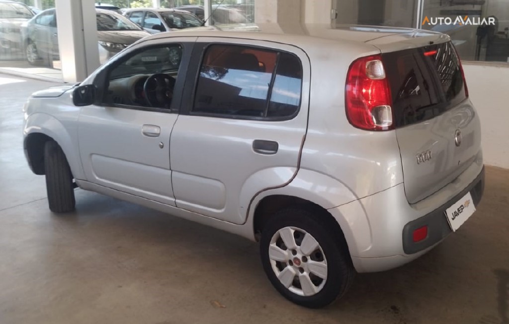 FIAT UNO 1.0 EVO VIVACE 8V FLEX 4P MANUAL