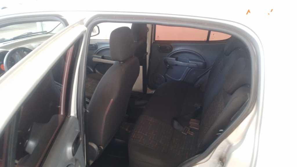 FIAT UNO 1.0 EVO VIVACE 8V FLEX 4P MANUAL