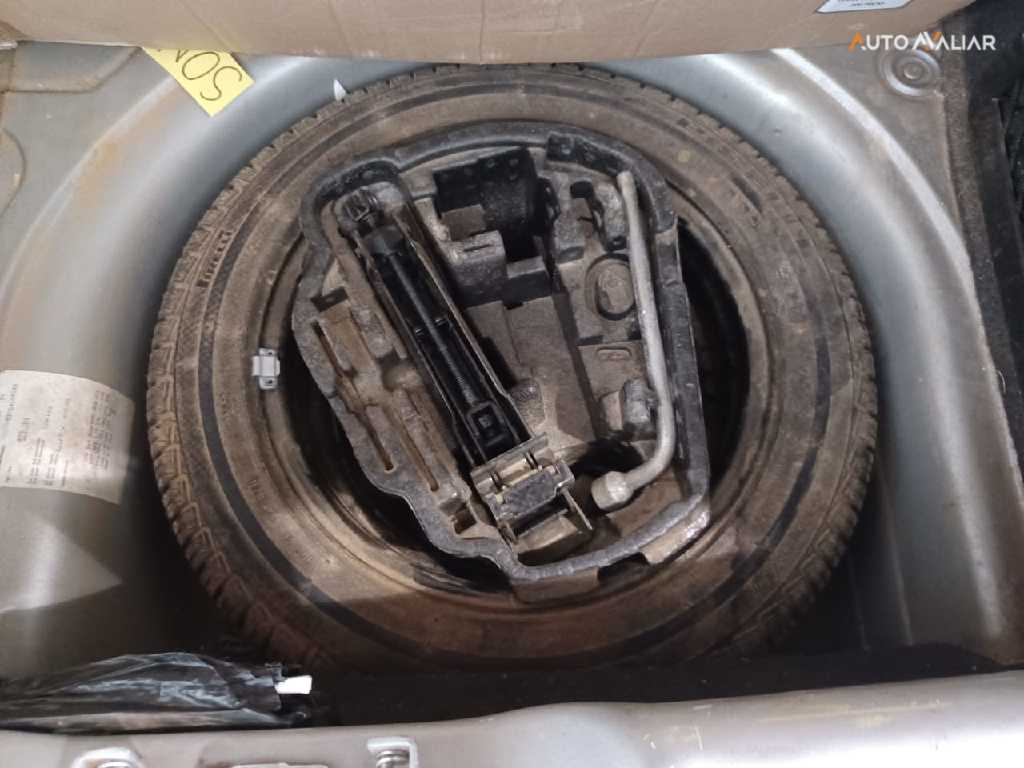 VOLKSWAGEN FOX 1.0 MI 8V FLEX 4P MANUAL