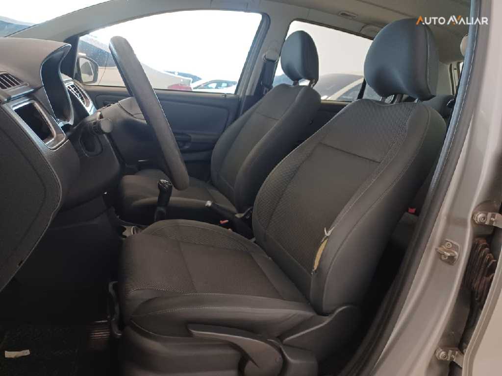 VOLKSWAGEN FOX 1.0 MI 8V FLEX 4P MANUAL