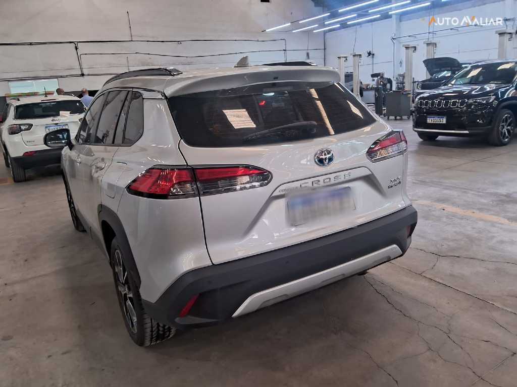 TOYOTA COROLLA CROSS 1.8 VVT-I HYBRID FLEX XRV CVT