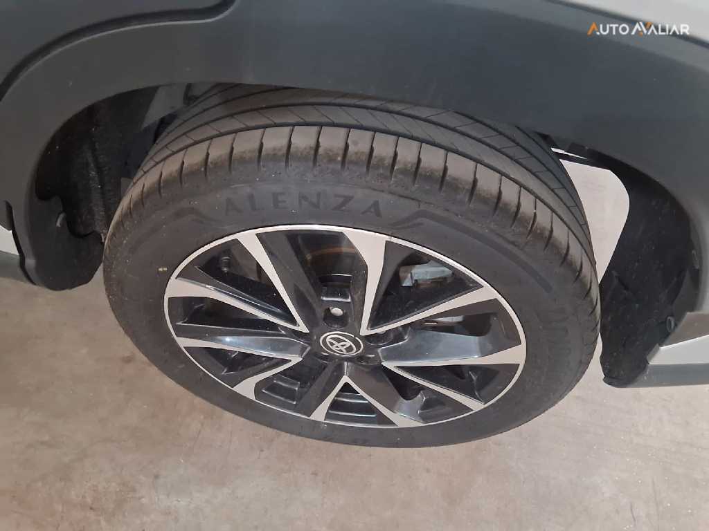 TOYOTA COROLLA CROSS 1.8 VVT-I HYBRID FLEX XRV CVT