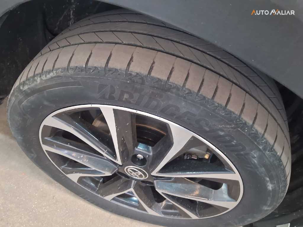 TOYOTA COROLLA CROSS 1.8 VVT-I HYBRID FLEX XRV CVT