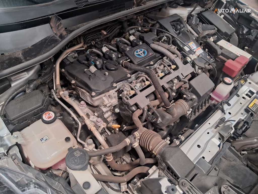 TOYOTA COROLLA CROSS 1.8 VVT-I HYBRID FLEX XRV CVT