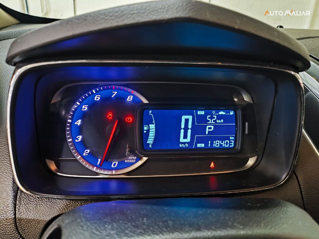 CHEVROLET TRACKER 1.8 MPFI LTZ 4X2 16V FLEX 4P AUTOMATICO