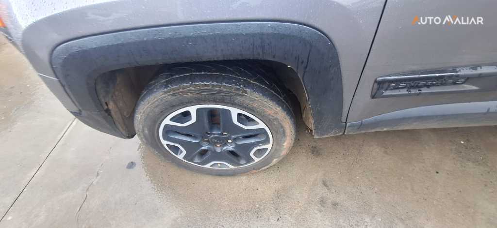 JEEP RENEGADE 2.0 16V TURBO DIESEL TRAILHAWK 4P 4X4 AUTOMATICO