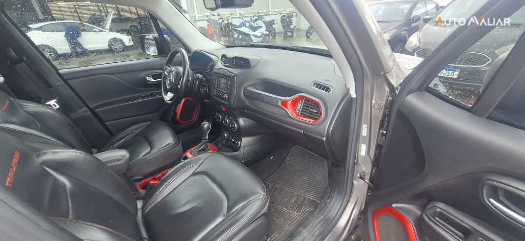 JEEP RENEGADE 2.0 16V TURBO DIESEL TRAILHAWK 4P 4X4 AUTOMATICO