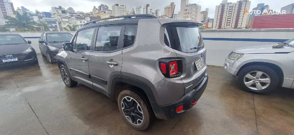 JEEP RENEGADE 2.0 16V TURBO DIESEL TRAILHAWK 4P 4X4 AUTOMATICO