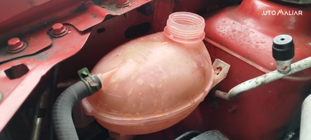 RENAULT SANDERO 1.0 AUTHENTIQUE 16V FLEX 4P MANUAL