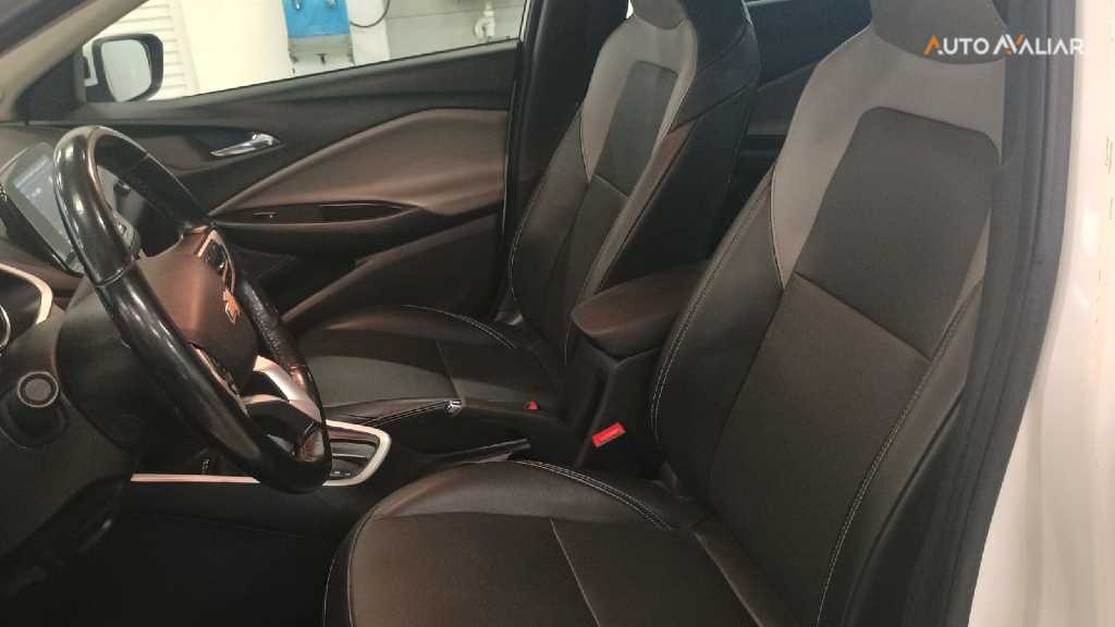 CHEVROLET ONIX Plus 1.0 Turbo AT Premier 2