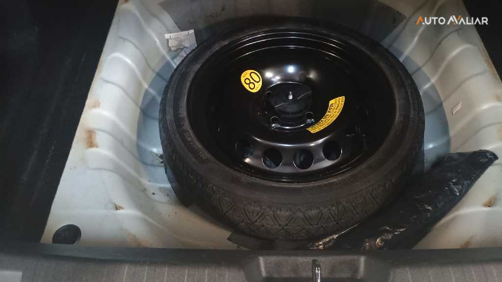 CHEVROLET ONIX Plus 1.0 Turbo AT Premier 2