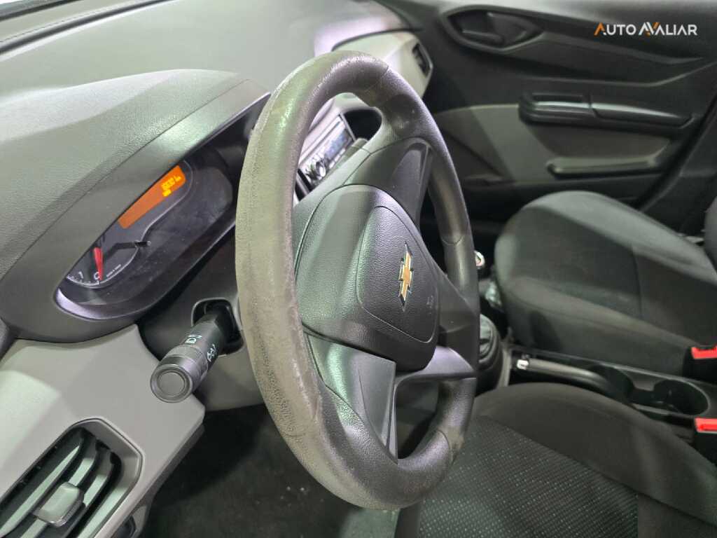 CHEVROLET ONIX 1.0 MPFI JOY 8V FLEX 4P MANUAL