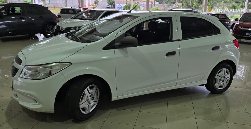 CHEVROLET ONIX 1.0 MPFI JOY 8V FLEX 4P MANUAL