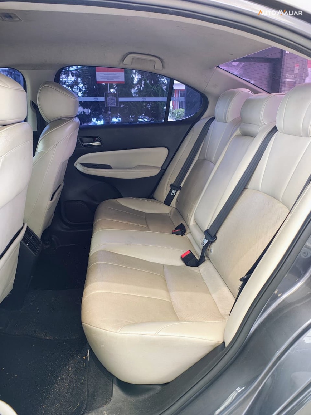 HONDA CITY 1.5 I-VTEC FLEX SEDAN TOURING CVT