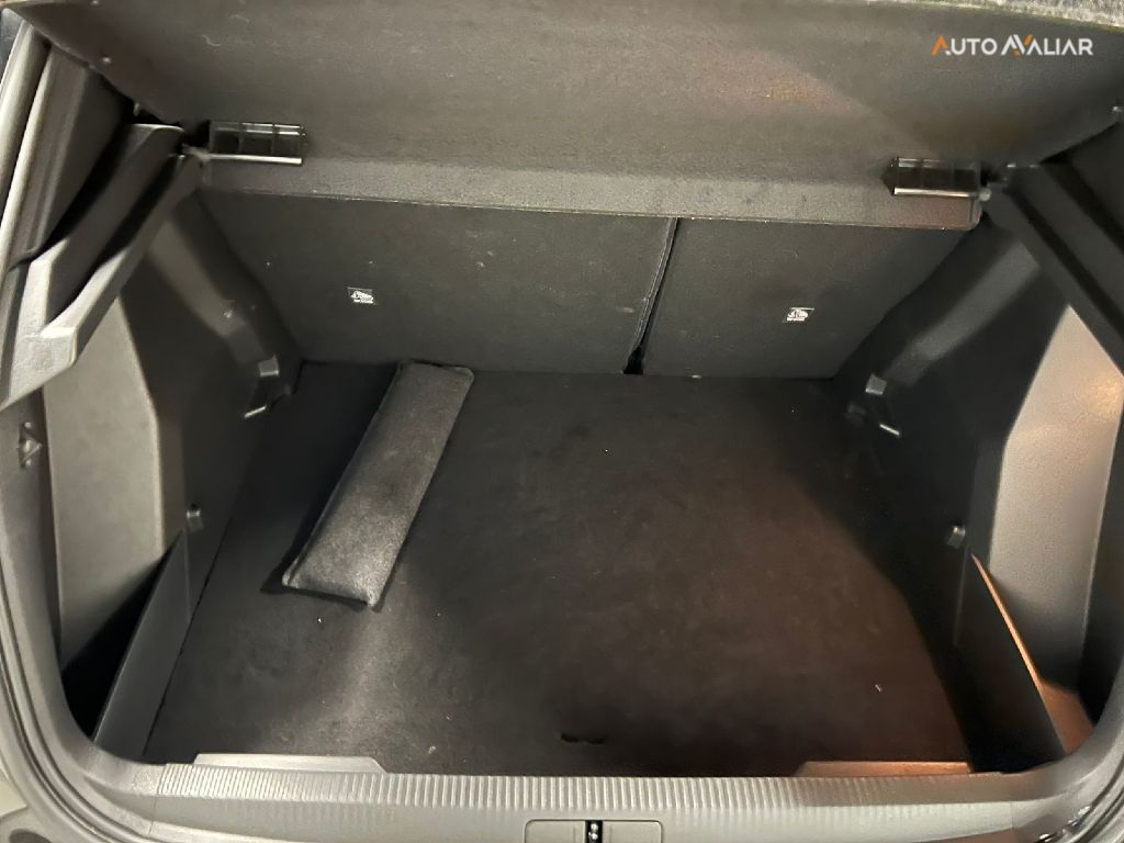 PEUGEOT 2008 1.0 TURBO 200 FLEX GT CVT