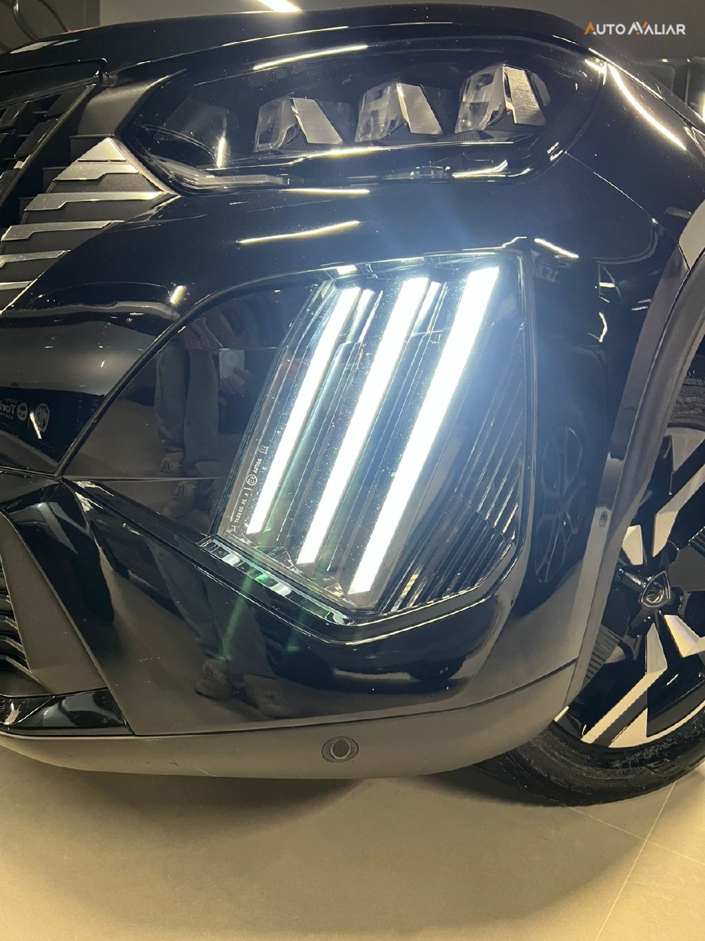 PEUGEOT 2008 1.0 TURBO 200 FLEX GT CVT