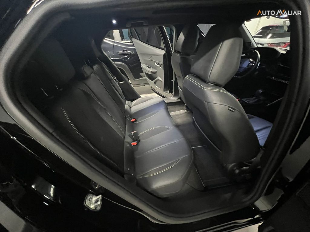 PEUGEOT 2008 1.0 TURBO 200 FLEX GT CVT