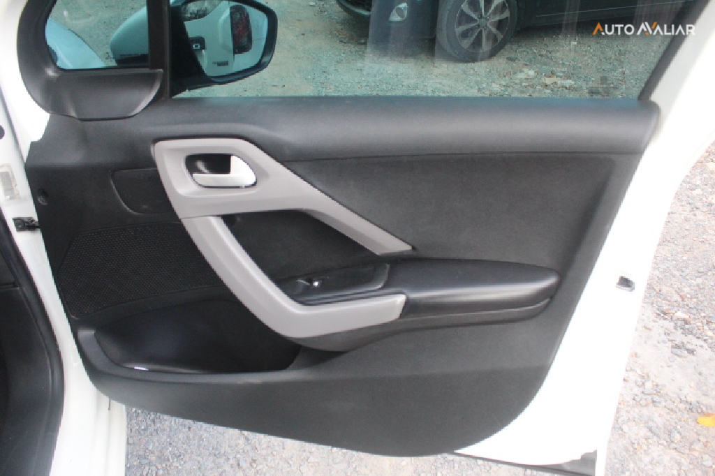 PEUGEOT 208 1.6 ALLURE 16V FLEX 4P AUTOMATICO