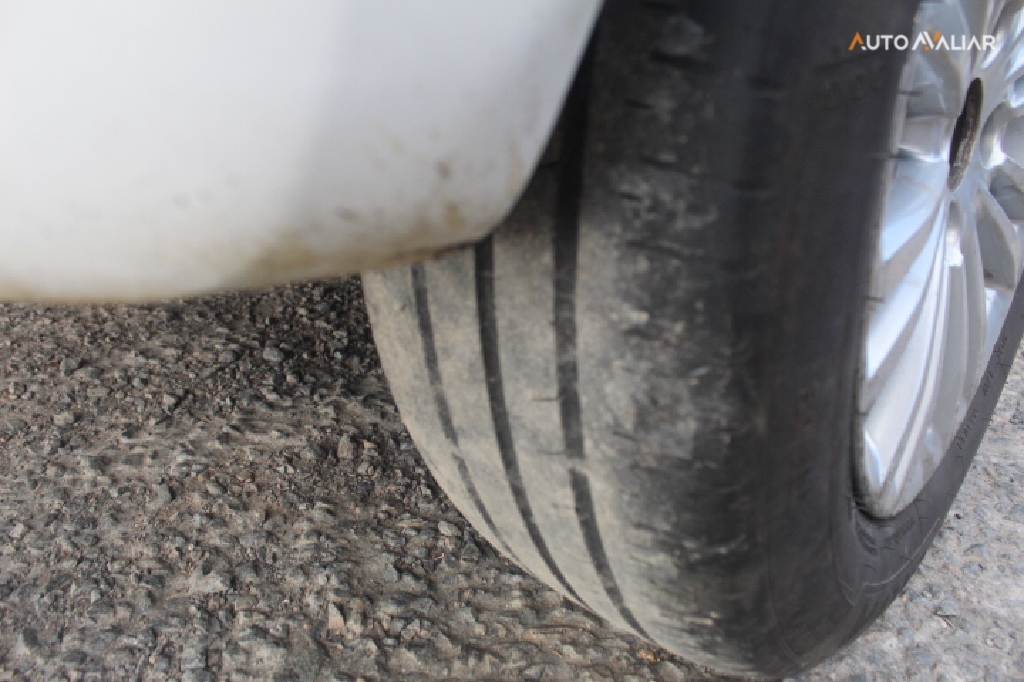 PEUGEOT 208 1.6 ALLURE 16V FLEX 4P AUTOMATICO